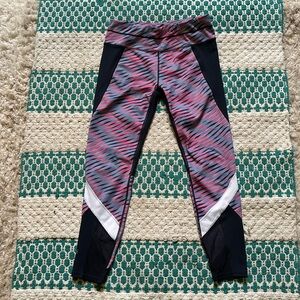 Athleta medium navy and pink leggings